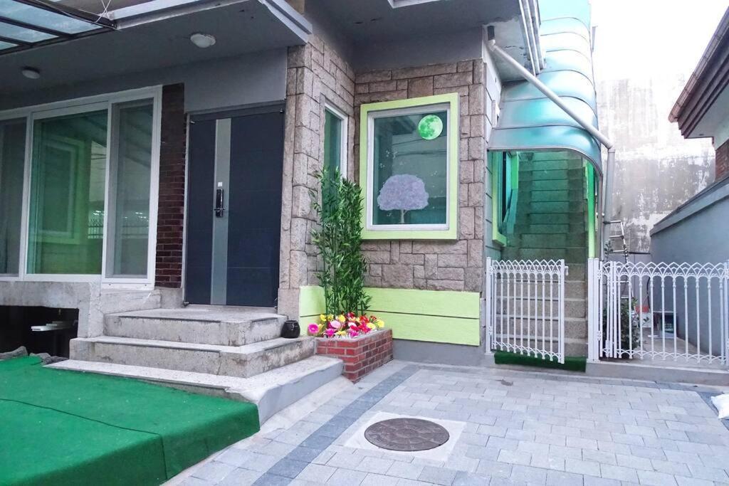 Apartment Light House Hongdae Open Sale Seoul